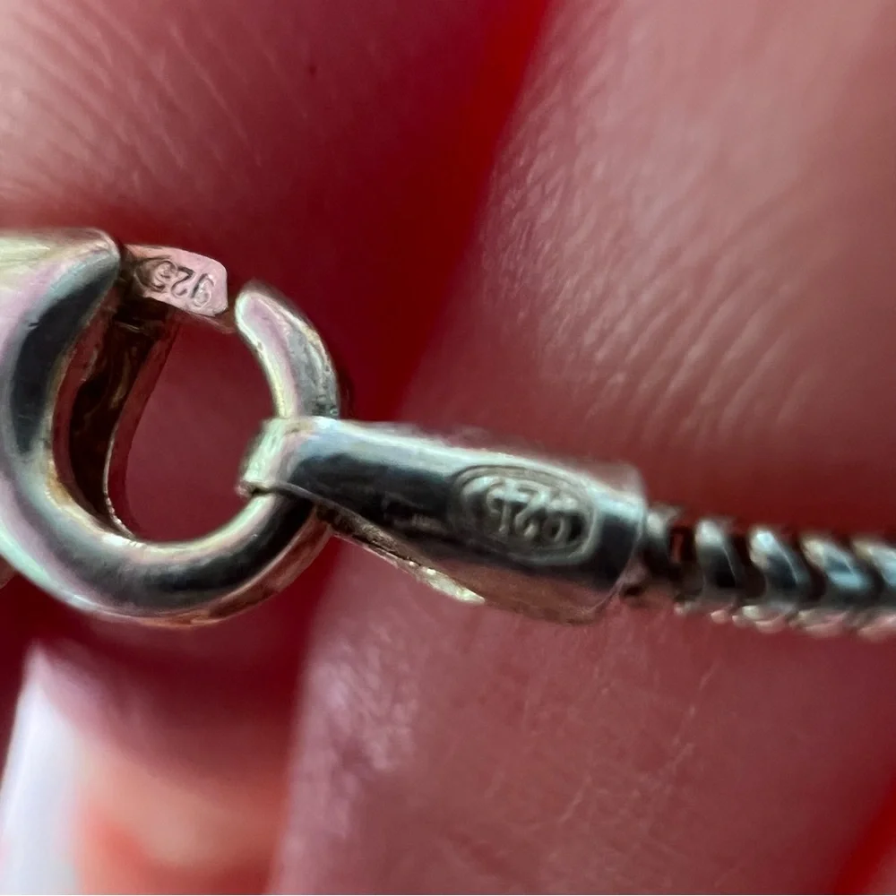 Silver plated/silver red stone pendant on a sterling silver chain - Picture 9 of 16